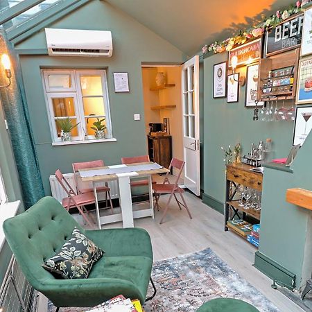 Bay Tree Cottage, Sleeps 7 Close To The Marina Burnham-on-Crouch Esterno foto